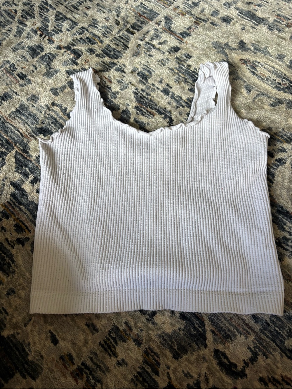 Scalloped Ribbed Crop Tank Top - White